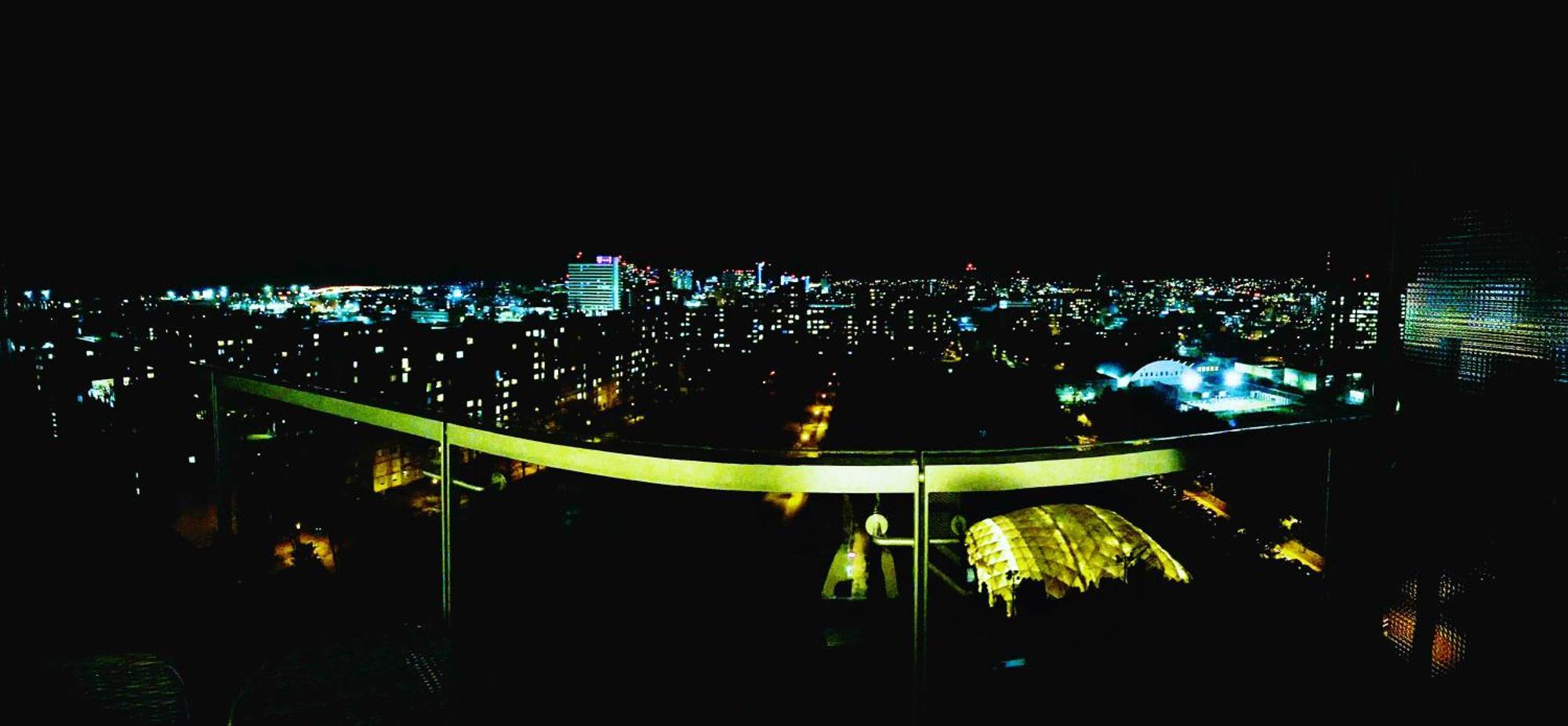 Sunny Apartment With Amazing Terrace On The 13Th Floor Near City Center Bratislava Exteriör bild